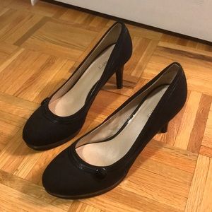 Black Heels 2 1/2” - Fabric w Button